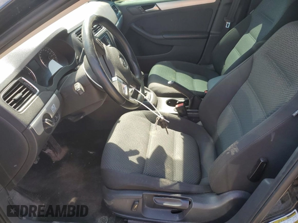 2014 Volkswagen Jetta with VIN 3VWWL7AJ2EM366464, listed as a Copart auction lot 56569795 with 139,761 mi miles and Clean title. Bid and sale history available at DreamBid. Image 7.