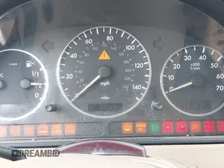 2005 Mercedes-Benz M 500 with VIN 4JGAB75EX5A532297, listed as a IAAI auction lot 42794563 with 200,481 mi miles and . Bid and sale history available at DreamBid. Image 7.
