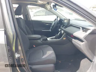 2019 Toyota RAV4 XLE with VIN JTMW1RFV8KD034763, listed as a IAAI auction lot 41783300 with 78,925 mi miles. Bid and sale history available at carsss.com. Image 5.