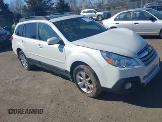 2014 Subaru Outback 2.5i Limited with VIN 4S4BRBMC8E3255253, listed as a IAAI auction lot 41890468 with 138,840 mi miles. Bid and sale history available at carsss.com. Image 1.
