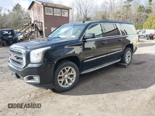2015 GMC Yukon XL SLT with VIN 1GKS2HKC9FR159164, listed as a IAAI auction lot 41235420 with 136,730 mi miles. Bid and sale history available at carsss.com. Image 17.