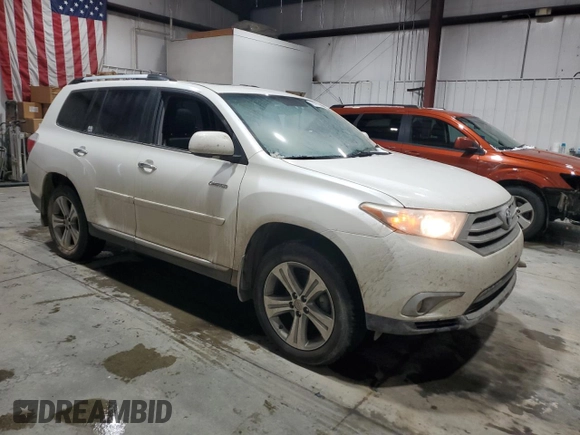 2012 Toyota Highlander Limited with VIN 5TDDK3EH7CS133531, listed as a Copart auction lot 41471105 with 189,297 mi miles and Salvage title. Bid and sale history available at DreamBid. Image 4.