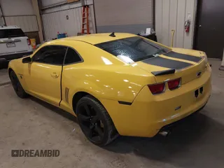2011 Chevrolet Camaro 2LS с VIN 2G1FA1ED3B9113466, выставлен на аукционе IAAI как лот 41369041 с пробегом 130 458 миль миль и . История ставок и продаж доступна на DreamBid. Изображение 3.