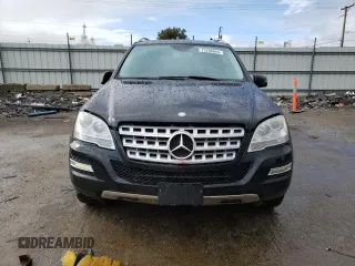 2011 Mercedes-Benz M 350 z VIN 4JGBB8GB4BA655277, wystawiony jako Copart lot #41512395 z przebiegiem 91 225 mil mil oraz Szkoda całkowita • Salvage title. Historia ofert i sprzedaży dostępna na DreamBid. Obrazek 5.