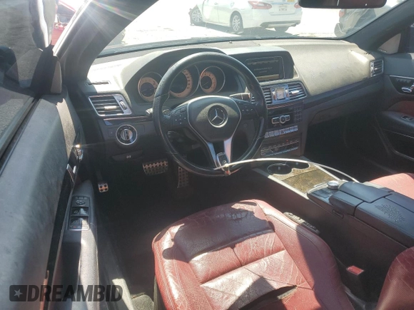 2014 Mercedes-Benz E 350 with VIN WDDKJ8JB5EF271909, listed as a Copart auction lot 54953225 with 204,456 mi miles and Salvage title. Bid and sale history available at DreamBid. Image 8.