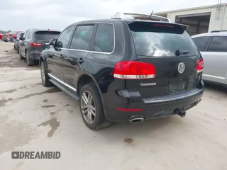 2006 Volkswagen Touareg 4.2L V8 with VIN WVGZM77L16D049838, listed as a IAAI auction lot 42069014 with 139,937 mi miles and . Bid and sale history available at DreamBid. Image 3.