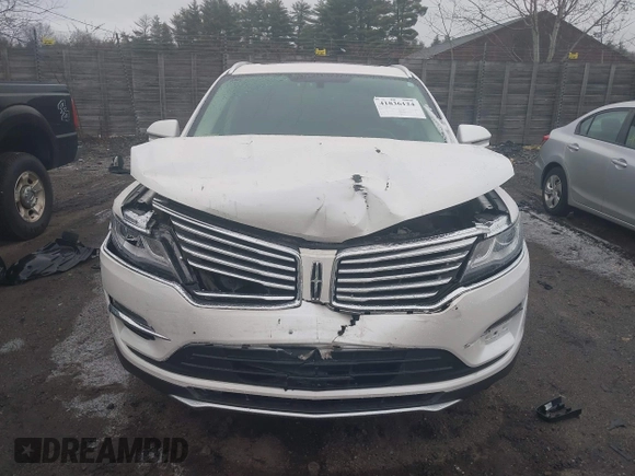 2018 Lincoln MKC Select with VIN 5LMCJ2D95JUL08427, listed as a IAAI auction lot 41836124 with 36,882 mi miles and . Bid and sale history available at DreamBid. Image 12.
