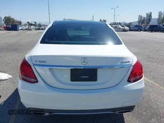 2015 Mercedes-Benz C 300 Luxury with VIN 55SWF4KBXFU020795, listed as a IAAI auction lot 41842174 with 113,630 mi miles and . Bid and sale history available at carsss.com. Image 16.