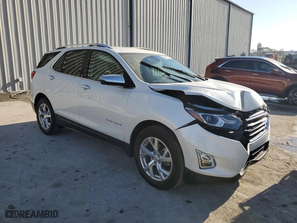 2021 Chevrolet Equinox Premier with VIN 3GNAXNEV4MS145582, listed as a Copart auction lot 44689405 with 30,638 mi miles and Salvage Title. Bid and sale history available at carsss.com. Image 4.