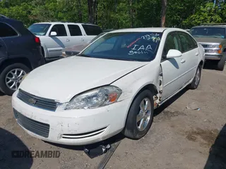 2008 Chevrolet Impala LS with VIN 2G1WB58K989228743, listed as a IAAI auction lot 42062104 with 165,265 mi miles and . Bid and sale history available at DreamBid. Image 2.