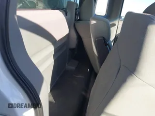 2008 Ford F-150 XL z VIN 1FTVF12508KE42733, wystawiony jako IAAI lot #41335857 z przebiegiem Nie podano mil oraz . Historia ofert i sprzedaży dostępna na DreamBid. Obrazek 8.