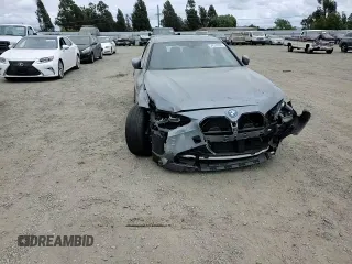 2023 BMW i4 eDrive35 z VIN WBY43AW06PFR23434, wystawiony jako Copart lot #54530055 z przebiegiem 16 920 mil mil oraz Szkody całkowita. Historia ofert i sprzedaży dostępna na DreamBid. Obrazek 13.