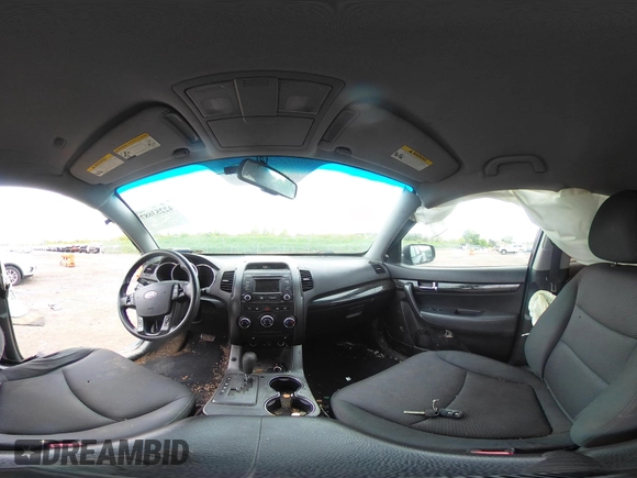 2013 Kia Sorento LX with VIN 5XYKTCA67DG405003, listed as a IAAI auction lot 42253887 with 197,093 mi miles and . Bid and sale history available at DreamBid. Image 19.
