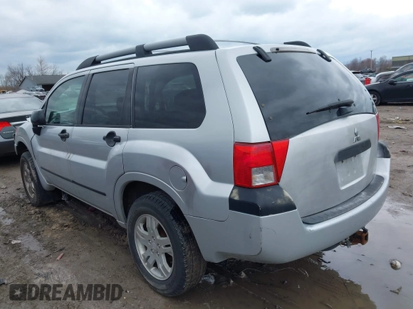 2005 Mitsubishi Endeavor LS with VIN 4A4MM21S65E020791, listed as a IAAI auction lot 41844348 with 208,007 mi miles. Bid and sale history available at carsss.com. Image 3.