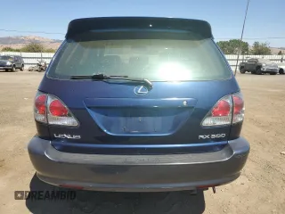 2001 Lexus RX 300 with VIN JTJHF10U910182662, listed as a Copart auction lot 68949534 with 214,931 mi miles and Clean Title. Bid and sale history available at carsss.com. Image 6.