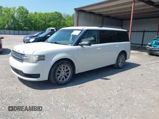 2013 Ford Flex SE with VIN 2FMGK5B8XDBD18085, listed as a IAAI auction lot 42139137 with 157,088 mi miles. Bid and sale history available at carsss.com. Image 2.