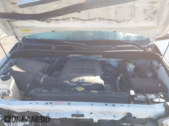 2013 Toyota Sequoia SR5 with VIN 5TDBW5G17DS086641, listed as a IAAI auction lot 41655162 with 210,828 mi miles. Bid and sale history available at carsss.com. Image 10.