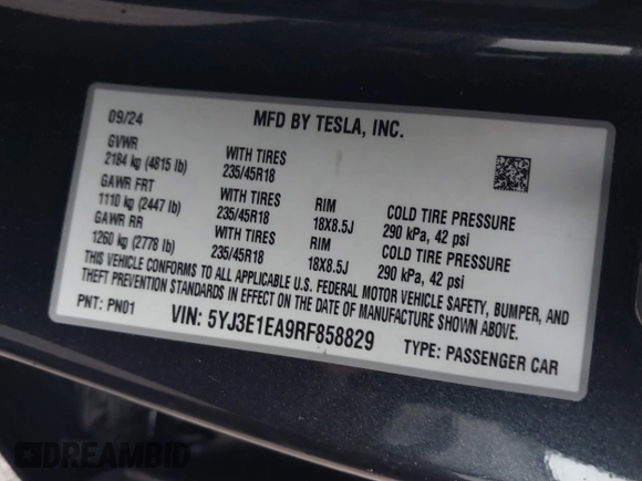 2024 Tesla Model 3 z VIN 5YJ3E1EA9RF858829, wystawiony jako IAAI lot #41160315 z przebiegiem 2 994 mil mil oraz . Historia ofert i sprzedaży dostępna na DreamBid. Obrazek 9.
