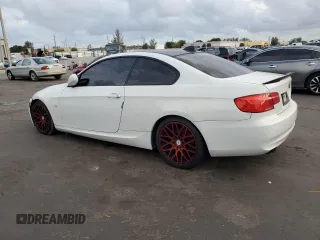 2011 BMW 3 Series 328i with VIN WBAKE3C5XBE441544, listed as a Copart auction lot 86638984 with 131,700 mi miles and Salvage Title. Bid and sale history available at DreamBid. Image 2.