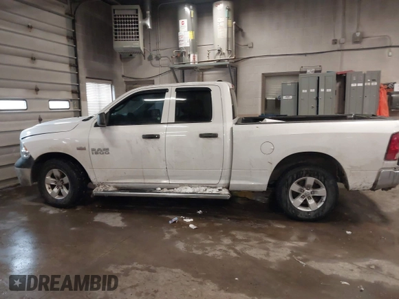2015 Ram 1500 Express with VIN 1C6RR6FT0FS659007, listed as a IAAI auction lot 41591119 with 162,870 mi miles and . Bid and sale history available at DreamBid. Image 14.