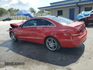 2014 Mercedes-Benz E 350 with VIN WDDKJ5KB2EF224463, listed as a Copart auction lot 57806985 with 69,980 mi miles and Salvage title. Bid and sale history available at DreamBid. Image 2.