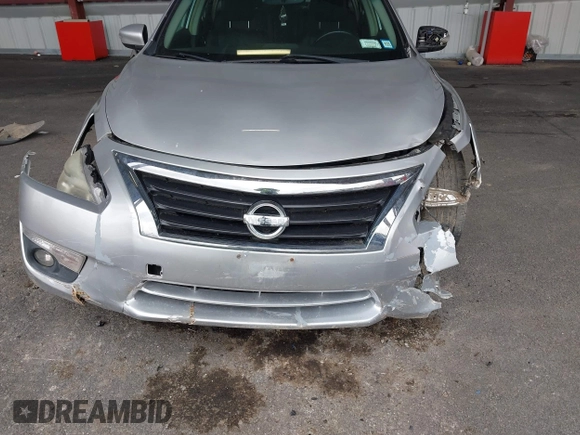 2013 Nissan Altima SV with VIN 1N4AL3AP8DN551025, listed as a IAAI auction lot 41983914 with 118,524 mi miles and . Bid and sale history available at carsss.com. Image 6.