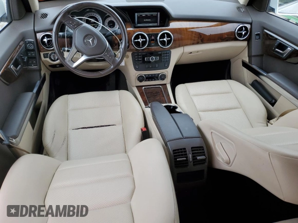 2013 Mercedes-Benz GLK 350 with VIN WDCGG8JB4DG016671, listed as a Copart auction lot 60396494 with 213,547 mi miles and Non Repairable. Bid and sale history available at DreamBid. Image 8.