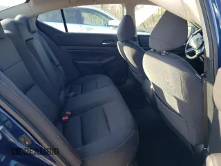2019 Nissan Altima S with VIN 1N4BL4BV5KC194323, listed as a Copart auction lot 53480475 with 123,221 mi miles and Salvage Title. Bid and sale history available at DreamBid. Image 10.
