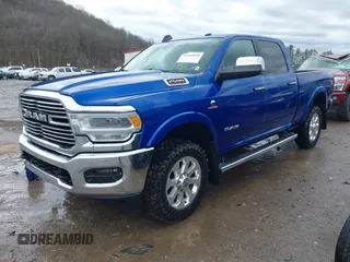 2019 Ram 2500 Laramie with VIN 3C6UR5FL1KG640911, listed as a IAAI auction lot 41668058 with 35,520 mi miles. Bid and sale history available at carsss.com. Image 2.