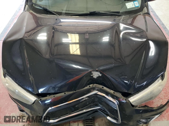 2015 Mitsubishi Outlander SE z VIN 4A4AR4AU1FE008955, wystawiony jako Copart lot #62471585 z przebiegiem 151 806 mil mil oraz Szkoda całkowita • Salvage title. Historia ofert i sprzedaży dostępna na DreamBid. Obrazek 12.