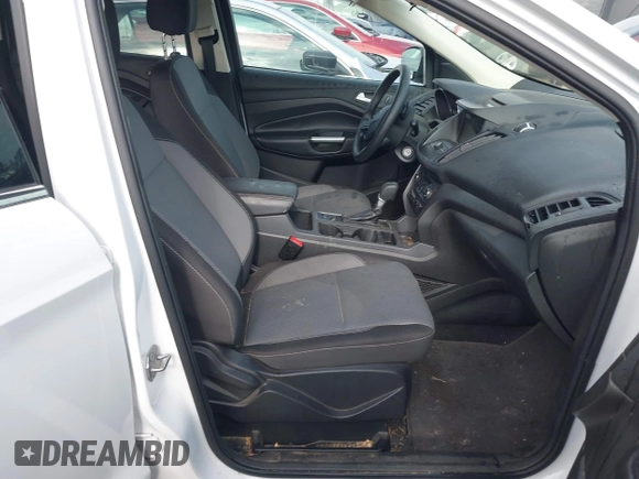 2017 Ford Escape SE with VIN 1FMCU9GD3HUD95726, listed as a IAAI auction lot 42121586 with 96,048 mi miles. Bid and sale history available at carsss.com. Image 5.