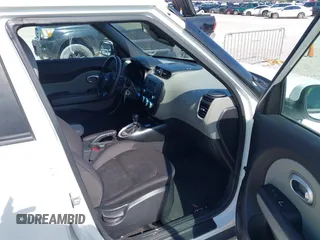 2019 Kia Soul z VIN KNDJN2A26K7912417, wystawiony jako IAAI lot #41927634 z przebiegiem 73 230 mil mil oraz . Historia ofert i sprzedaży dostępna na DreamBid. Obrazek 5.