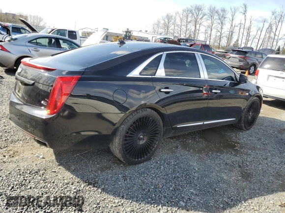 2013 Cadillac XTS Platinum z VIN 2G61V5S32D9227585, wystawiony jako Copart lot #49172025 z przebiegiem 124 646 mil mil oraz Czysty tytuł • Clean title. Historia ofert i sprzedaży dostępna na DreamBid. Obrazek 3.