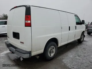 2017 GMC Savana Cargo Van with VIN 1GTW7AFG9H1105383, listed as a Copart auction lot 42632255 with 0 mi miles and Salvage Title. Bid and sale history available at carsss.com. Image 3.
