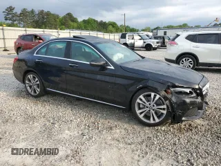 2018 Mercedes-Benz C 300 with VIN 55SWF4JB6JU251221, listed as a Copart auction lot 53234015 with 47,257 mi miles and Salvage title. Bid and sale history available at DreamBid. Image 4.