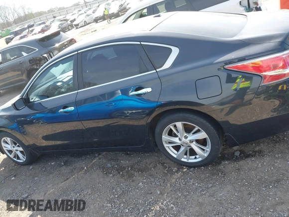 2014 Nissan Altima 2.5 S with VIN 1N4AL3AP3EC283062, listed as a IAAI auction lot 41666952 with 163,557 mi miles. Bid and sale history available at carsss.com. Image 14.