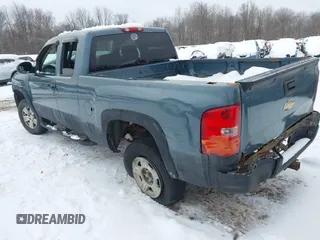 2010 Chevrolet Silverado 1500 LS with VIN 1GCSCREA9AZ277314, listed as a IAAI auction lot 41342738 with 237,262 mi miles. Bid and sale history available at carsss.com. Image 3.