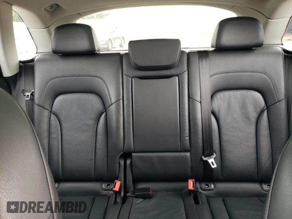 2016 Audi Q5 Premium Plus с VIN WA1L2AFP7GA074452, выставлен на аукционе Copart как лот 61082715 с пробегом 71 224 миль миль и Списание • Salvage title. История ставок и продаж доступна на DreamBid. Изображение 10.