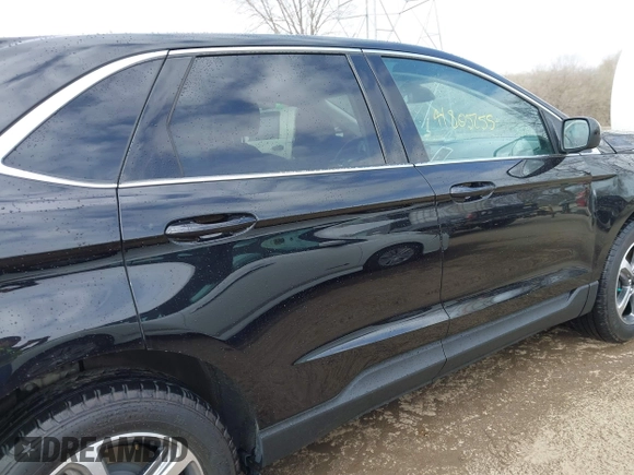 2024 Ford Edge SEL with VIN 2FMPK4J93RBA63498, listed as a IAAI auction lot 41805255 with 17,839 mi miles. Bid and sale history available at carsss.com. Image 14.