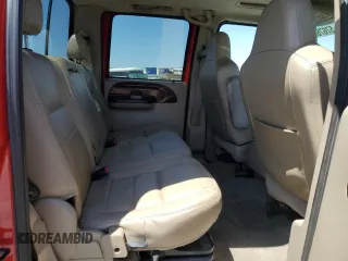 2005 Ford F-350 XL z VIN 1FTWW31P85EA70071, wystawiony jako Copart lot #57676315 z przebiegiem 165 758 mil mil oraz Szkoda całkowita • Salvage title. Historia ofert i sprzedaży dostępna na DreamBid. Obrazek 10.