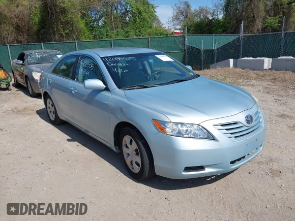 2007 Toyota Camry CE with VIN 4T1BE46K47U721821, listed as a IAAI auction lot 42088535 with 173,646 mi miles. Bid and sale history available at carsss.com. Image 1.