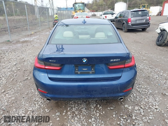2021 BMW 3 Series 330i xDrive with VIN 3MW5R7J02M8C03547, listed as a IAAI auction lot 41961467 with 35,736 mi miles. Bid and sale history available at carsss.com. Image 16.
