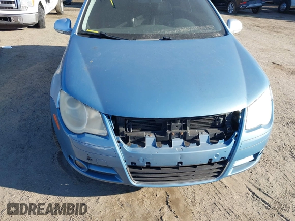 2007 Volkswagen Eos with VIN WVWAA71F87V013816, listed as a IAAI auction lot 41472069 with 210,082 mi miles and . Bid and sale history available at DreamBid. Image 6.