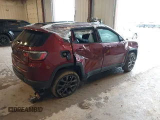 2021 Jeep Compass 80th Anniversary with VIN 3C4NJDEBXMT529078, listed as a IAAI auction lot 42322941 with Not provided miles and . Bid and sale history available at DreamBid. Image 4.