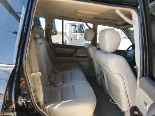 2006 Toyota Land Cruiser with VIN JTEHT05J262098694, listed as a Copart auction lot 49923375 with 174,779 mi miles and Salvage Title. Bid and sale history available at carsss.com. Image 11.