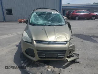 2013 Ford Escape SE с VIN 1FMCU9GX4DUA82835, выставлен на аукционе Copart как лот 58487185 с пробегом Не указан миль и Списание • Salvage title. История ставок и продаж доступна на DreamBid. Изображение 5.