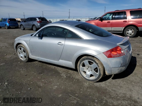 2001 Audi TT z VIN TRUWT28N411030021, wystawiony jako Copart lot #48435505 z przebiegiem 136 441 mil mil oraz Szkoda całkowita • Salvage title. Historia ofert i sprzedaży dostępna na DreamBid. Obrazek 2.