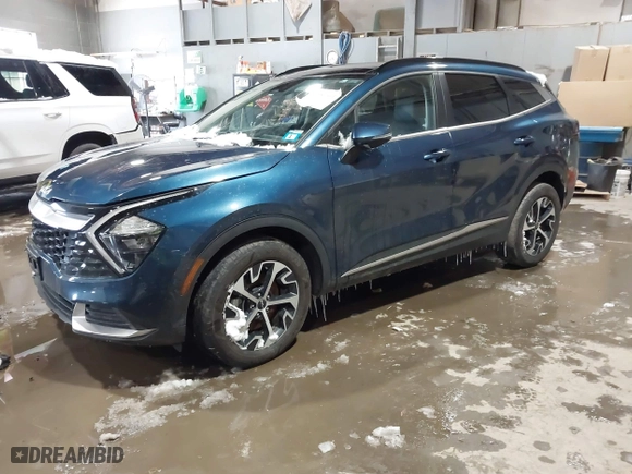 2023 Kia Sportage Hybrid EX with VIN KNDPVCAG2P7047772, listed as a IAAI auction lot 41581361 with 38,110 mi miles. Bid and sale history available at carsss.com. Image 17.