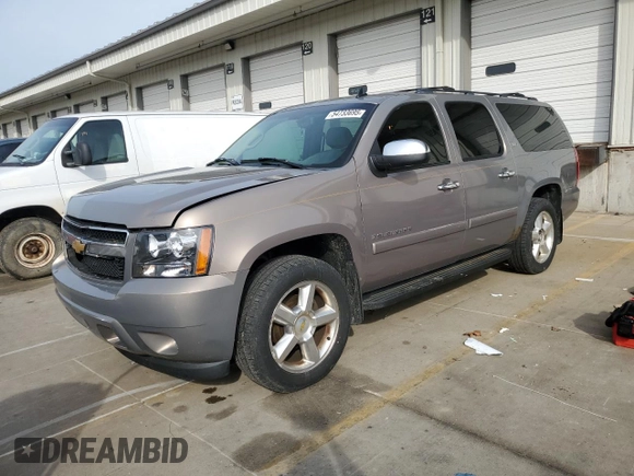 2007 Chevrolet Suburban LT с VIN 1GNFK16357J310782, выставлен на аукционе Copart как лот 54733695 с пробегом 313 324 миль миль и Списание • Salvage title. История ставок и продаж доступна на DreamBid. Изображение 1.