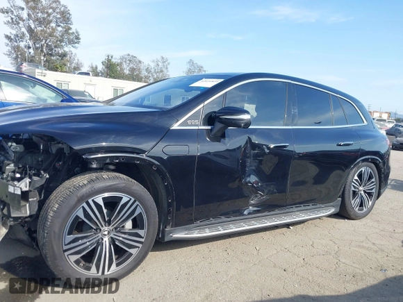 2024 Mercedes-Benz EQS 450+ z VIN 4JGDM2DB8RA032405, wystawiony jako IAAI lot #42034859 z przebiegiem 15 769 mil mil oraz . Historia ofert i sprzedaży dostępna na DreamBid. Obrazek 14.